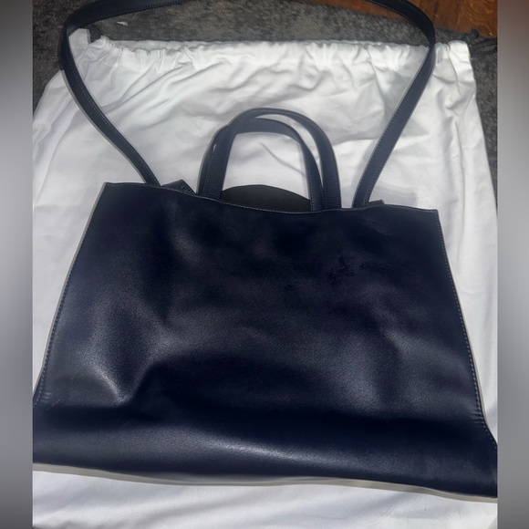 Used navy blue telfar - Picture 2 of 4